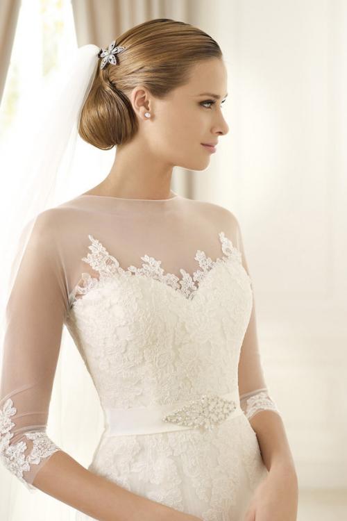 3/4 Sleeved Illusion Neck Lace Patterns overlay Tulle Wedding Dress 
