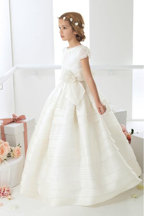 Beautiful Short Sleeved Ball Gown Girls Long First Communion Dress Ivory with Dramatic Bow