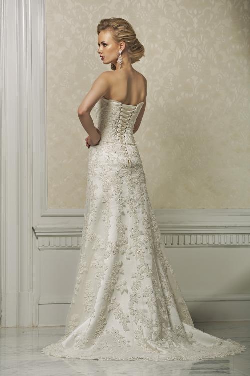 Exquisite A-line Strapless Beading&Sequins Lace Sweep/Brush Train Wedding Dresses 