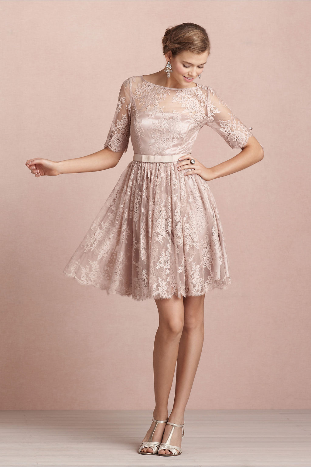 Bateau Neck Long Sleeved Lace Pattern Bridesmaid Dress with Bow Ribbon