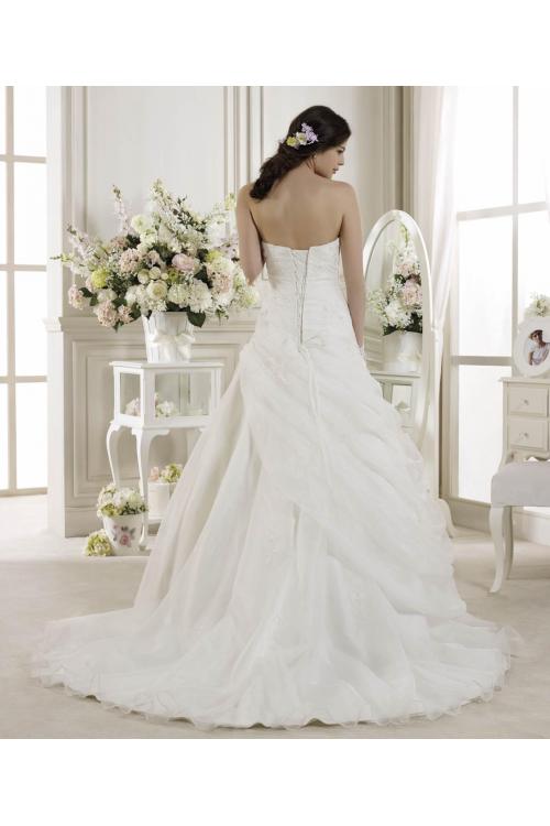 Simple A-line Sweetheart Beading&Sequins Lace Sweep/Brush Train Organza Wedding Dresses 