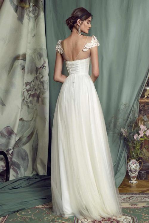  A-line Bateau Neck Cap Sleeves Appliques Ruching Floor-length Long Tulle Prom Dress