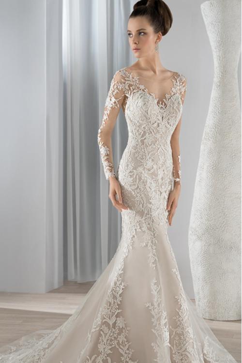 Gorgeous Lace Patterns overlay Tulle Mermaid Wedding Dress with Long Lace Appliqued Sheer Sleeves 