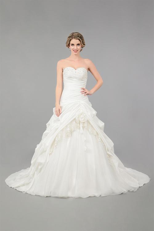 Classical Ball Gown Lace Taffeta Wedding Dress with Flowers 