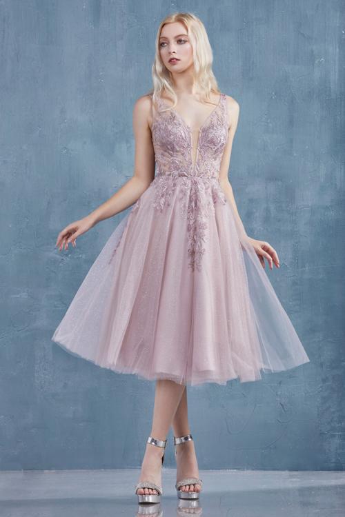 Elegant & Charming V-neck Sleeveless Lace Appliques Tea-length Short Tulle Prom Dress