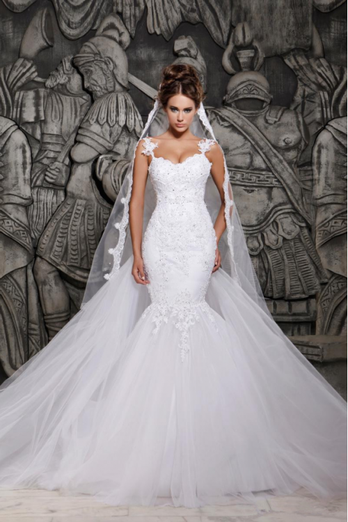  Mermaid Shoulder Straps Sleeveless Appliques Lace Long Tulle Wedding Dresses