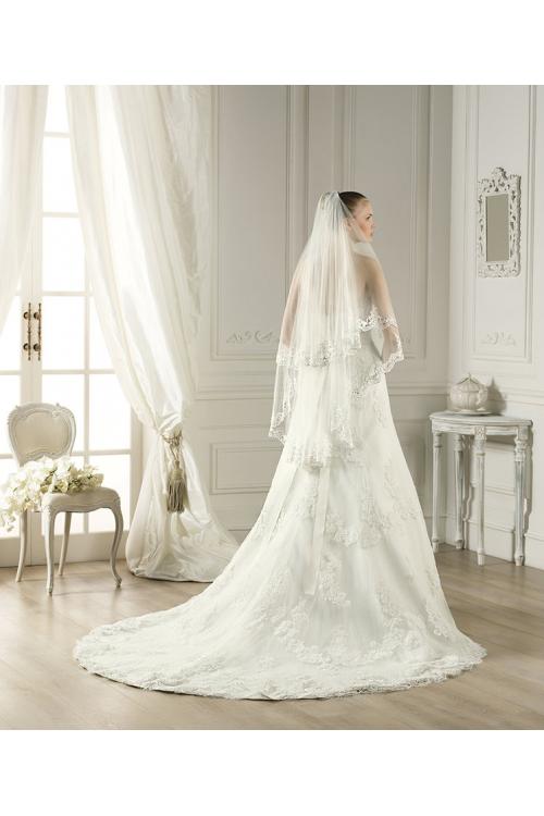 Charming Two Tiers Lace Tulle Wedding Veils 