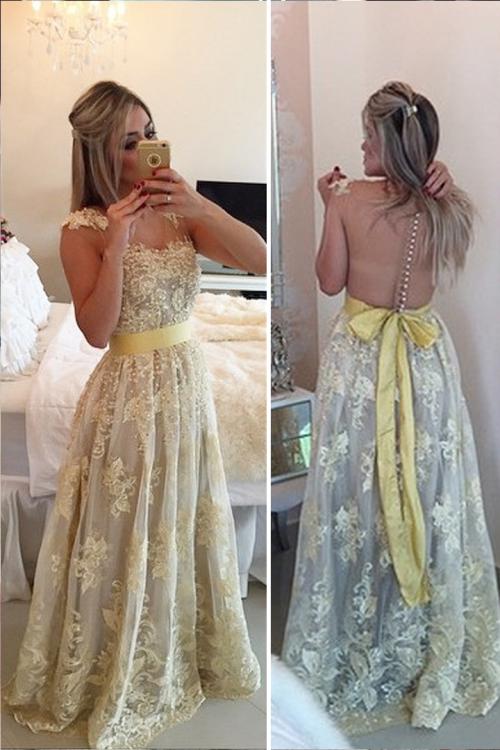 V-neck Lace Pearl Decoration Floor-length Long Tulle Prom Dress with Buttons Back