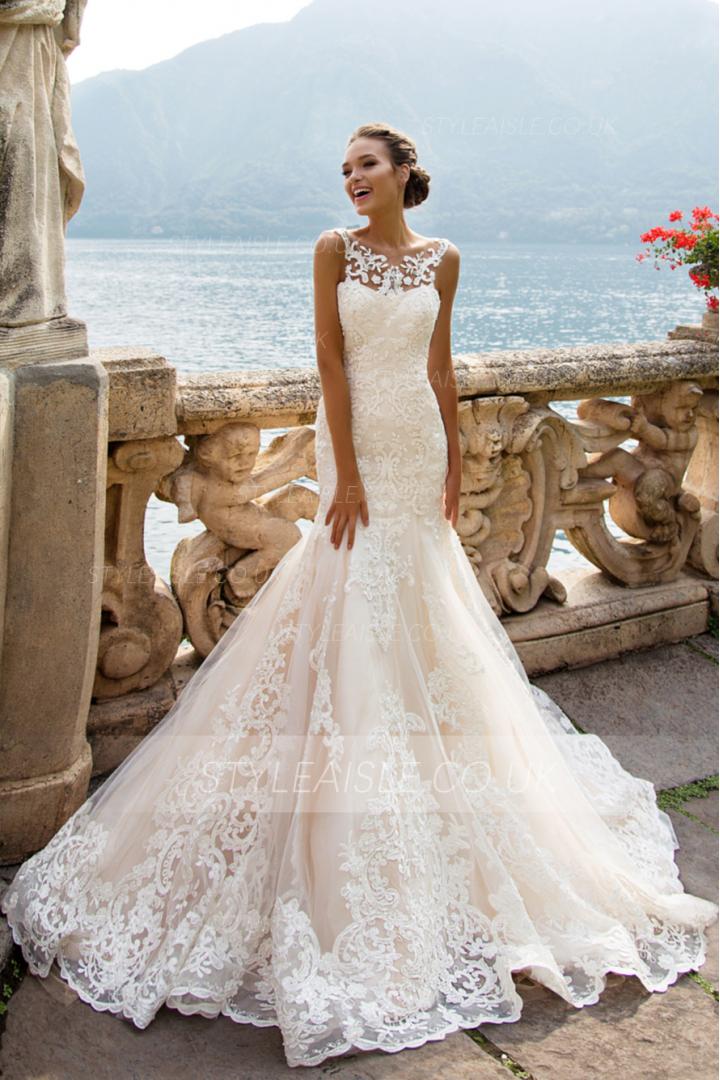 Chic Vintage Lace Appliques Long Mermaid Wedding Dress with transparent tulle on back
