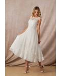  A-line Scoop Neckline Sleeveless Lace Appliques Tea-length Short Tulle Wedding Dresses with Buttons