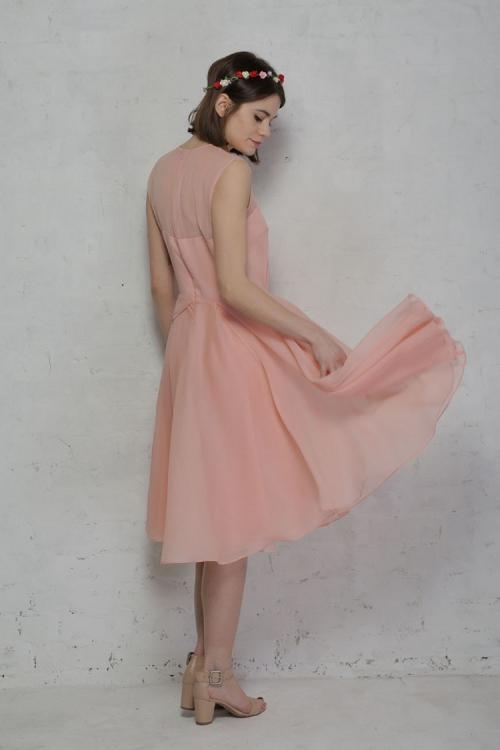  A-line Jewel Sleeveless Knee-length Long Chiffon Bridesmaid Dress 