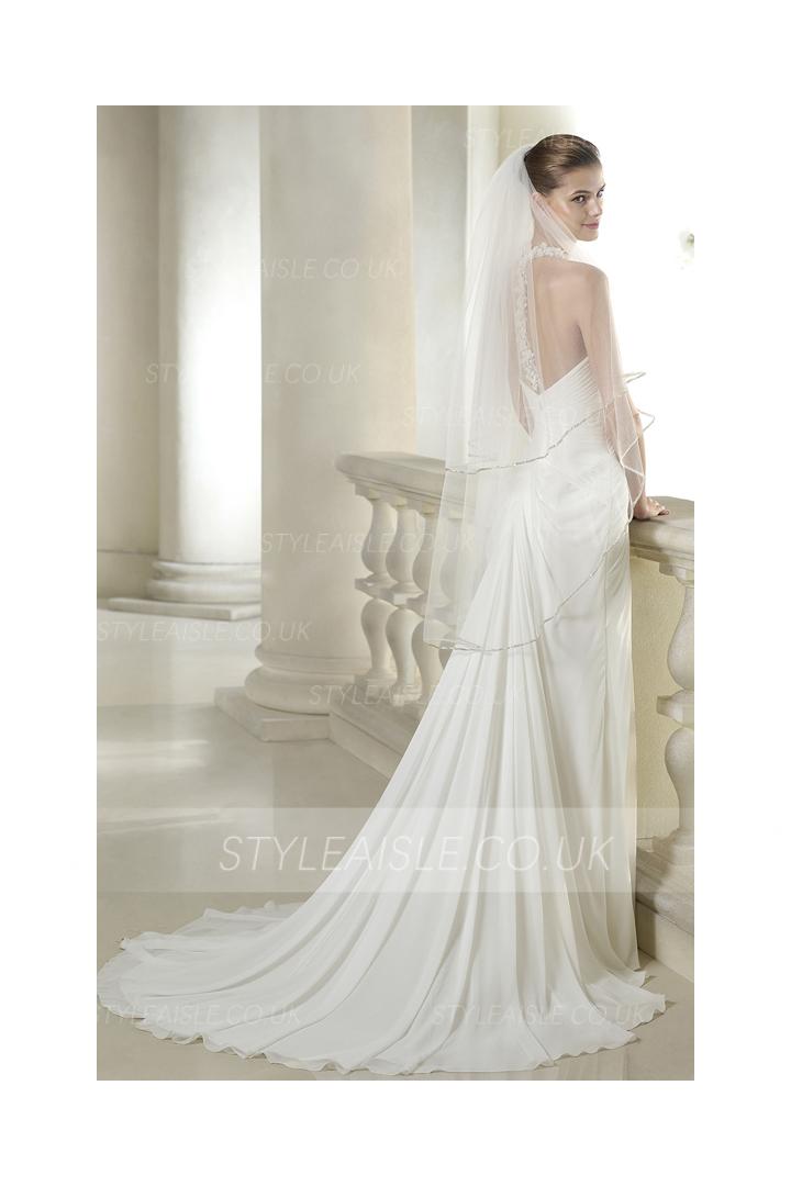 Sleeveless Halter Neck Crystal Detailling A-line Chiffon Bridal Dress with Flowers 
