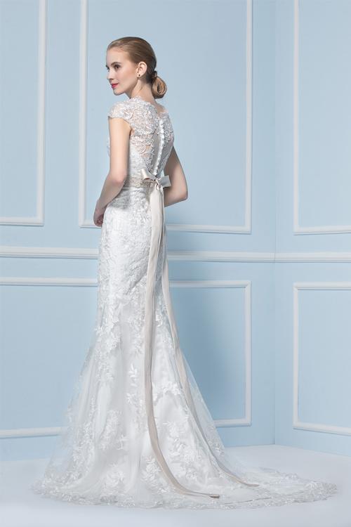  Sheath V-neck Cap Sleeve Lace Sweep/Brush Train Wedding Dresses