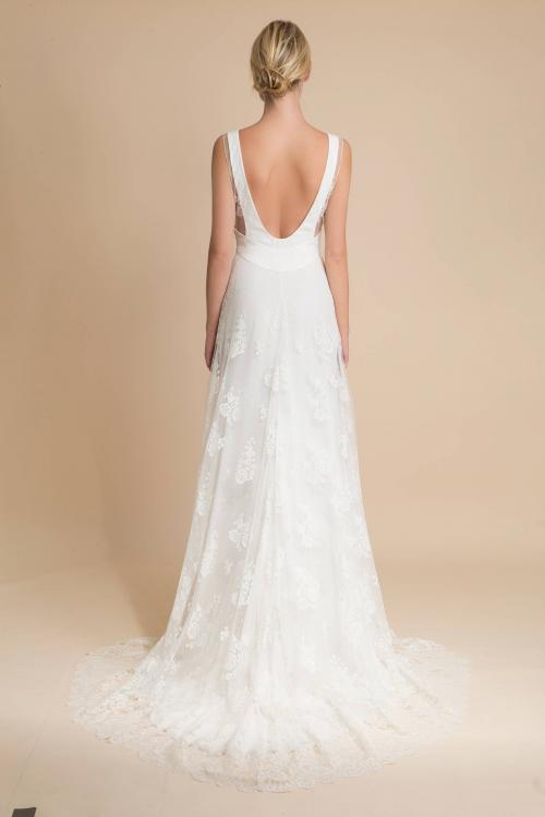 Sexy Ivory A-line Deep V-neck Sleeveless Lace Sweep Train Long wedding dresses