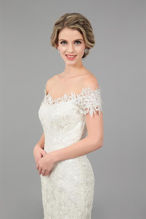  Mermaid Off-the-shoulder Short Sleeve Lace Sweep/Brush Train Wedding Dresses