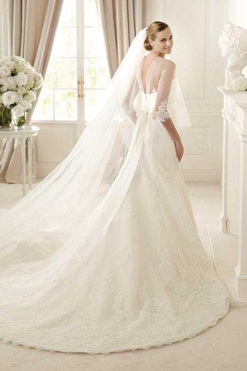 3/4 Sleeved Illusion Neck Lace Patterns overlay Tulle Wedding Dress 