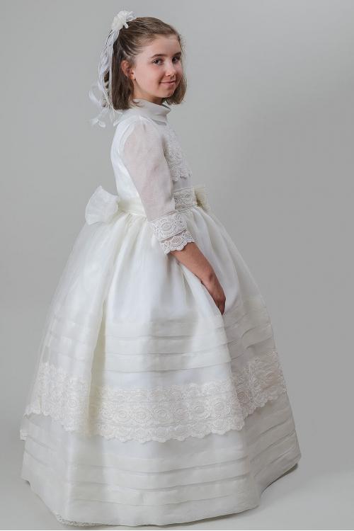 3/4 Sleeves Ball Gown Long Ivory Communion Dress Lace Trims with Bow