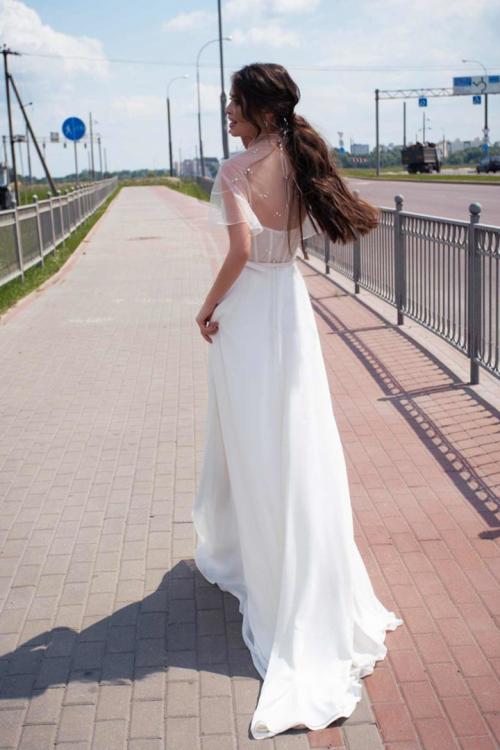  A-line High Neck Short Sleeves Pearl Detailing Sweep/Brush Train Long Chiffon Wedding Dresses with Sash