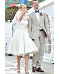 Vintage 3/4 Sleeved Bateau Neck Ball Gown Lace Short Knee Length Wedding Dress 