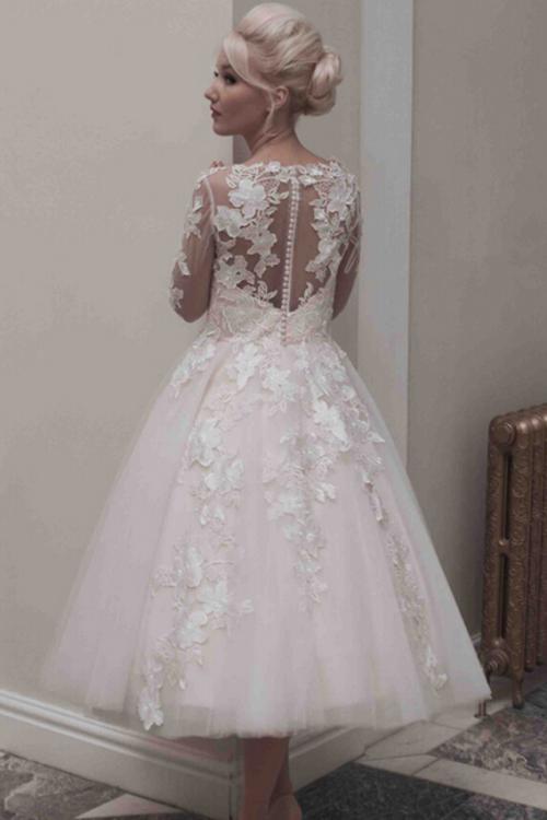 Simple A-line Sweetheart Hand Made Flowers Ball Gown Tulle Wedding Dresses