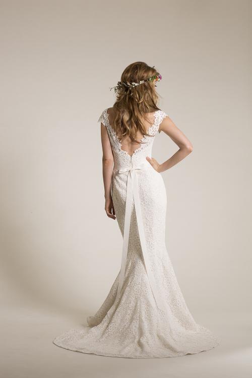 Exquisite Bateau Illusion Neck Lace Patterns Mermaid Wedding Dress 