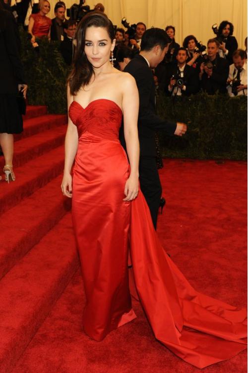 Emilia Clarke Red Strapless Ruched Bodice Long Elegant Satin Met Ball Red Carpet Inspired Prom Dress 