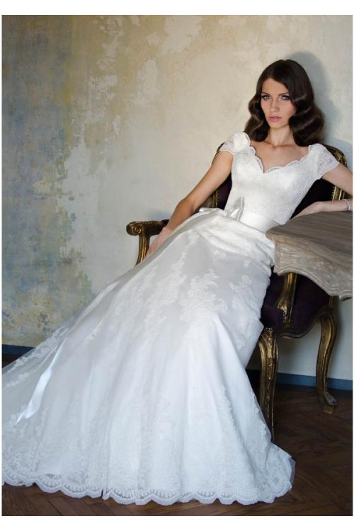 Elegant A-line V-neck Lace Sashes/Ribbons Sweep/Brush Train Wedding Dress