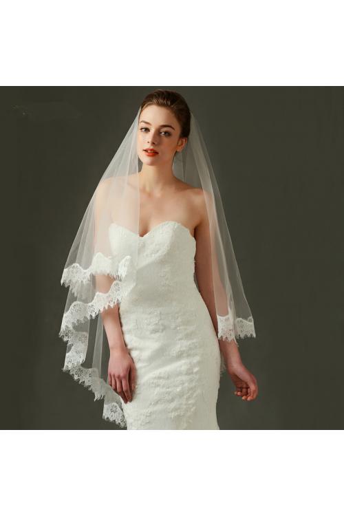 Exquisite Lace Trimmed Long Tulle Wedding Veil 