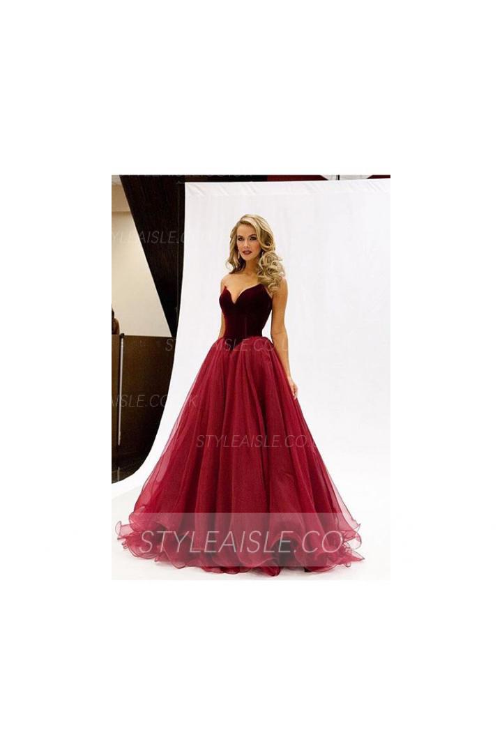 Elegant Sweetheart Princess Ball Gown Basque Wasit Long Burgundy Tulle Prom Dress 